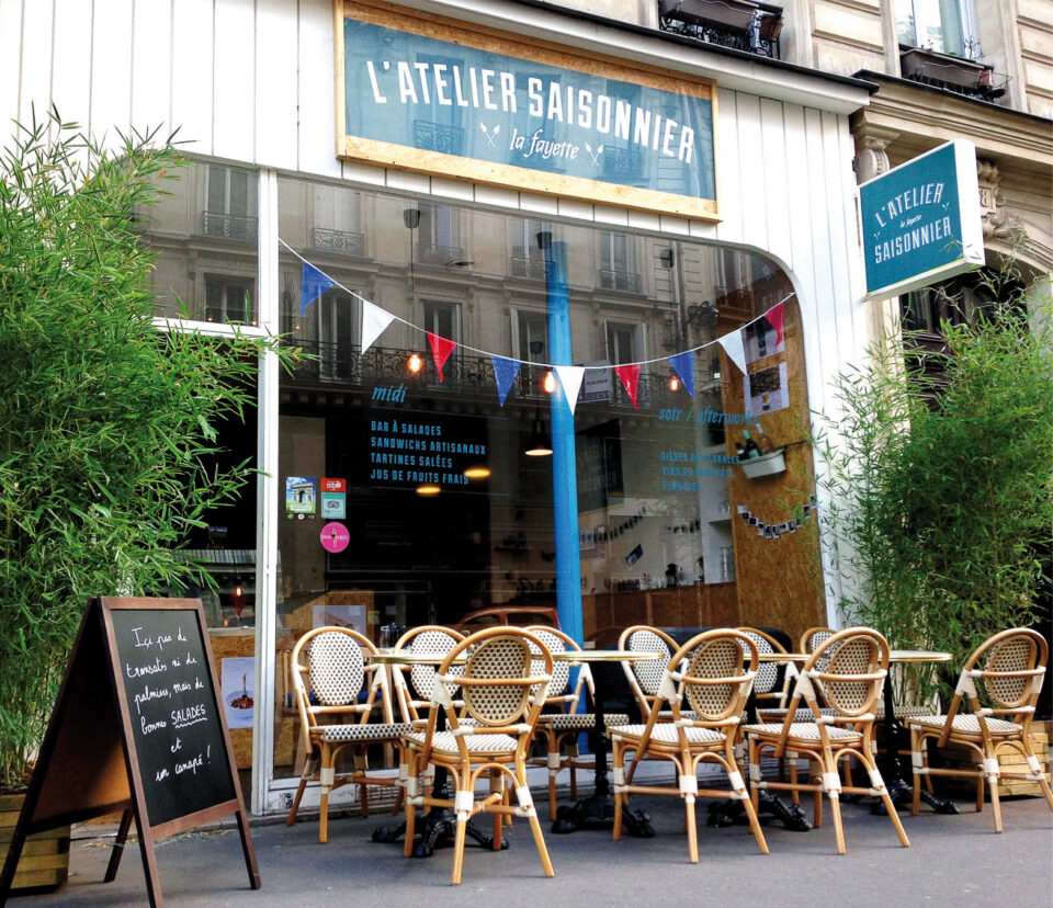 Scénographie du restaurant L’Atelier Saisonnier – Ambiance conviviale.